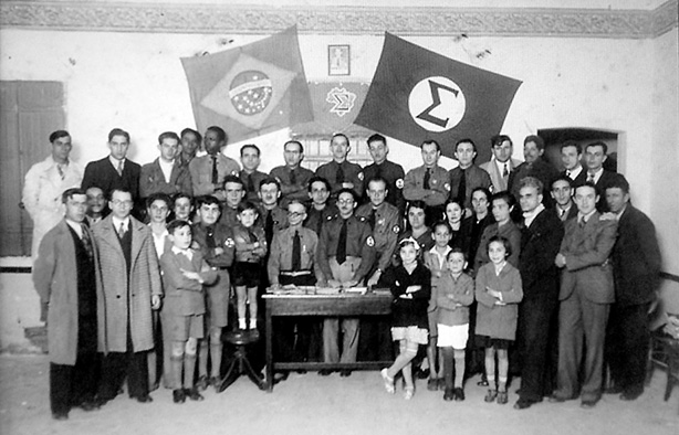 210-Lima-El_fascismo_tropical